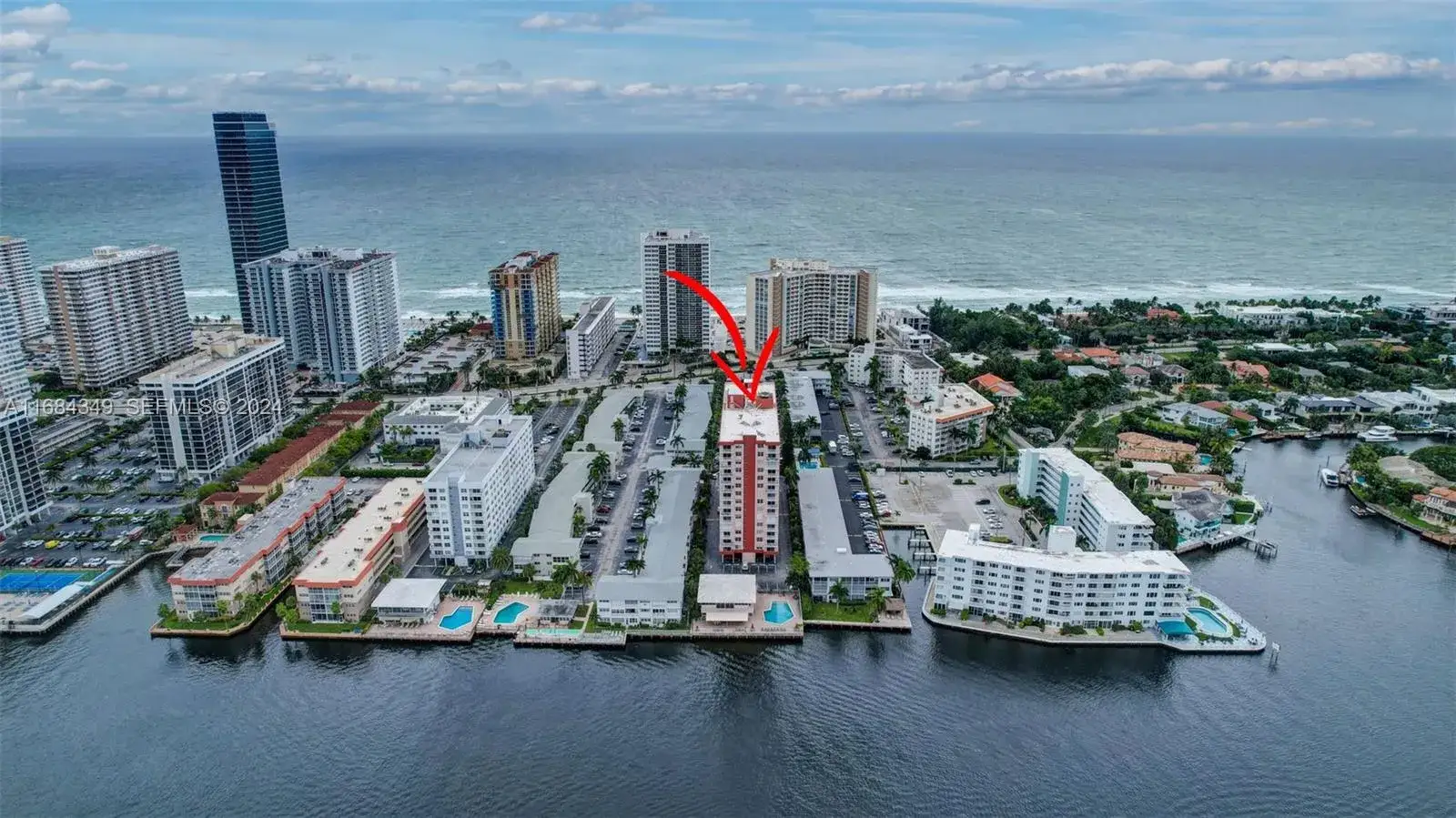 1 bedroom 1 bath Residential for sale at 3161 S Ocean Dr # 203, Hallandale Beach FL 33009