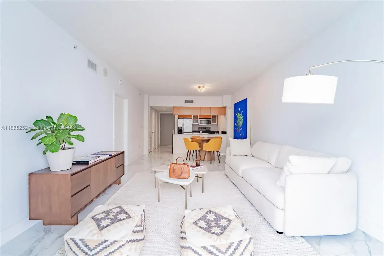 1 bedroom 1 bath Residential for sale at 1750 N Bayshore Dr # 4705, Miami FL 33132