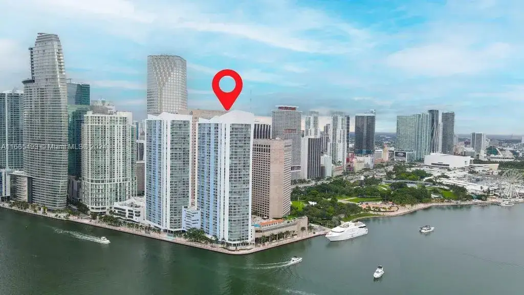1 bedroom 1 bath Residential for sale at 335 S Biscayne Blvd # 02, Miami FL 33131