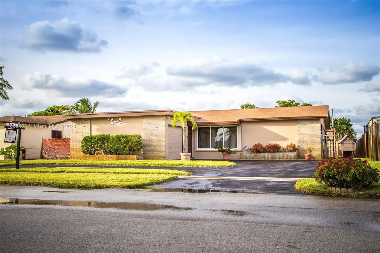 3 bedroom 2 bath Residential for sale at 8911 NW 7th Ct, Pembroke Pines FL 33024