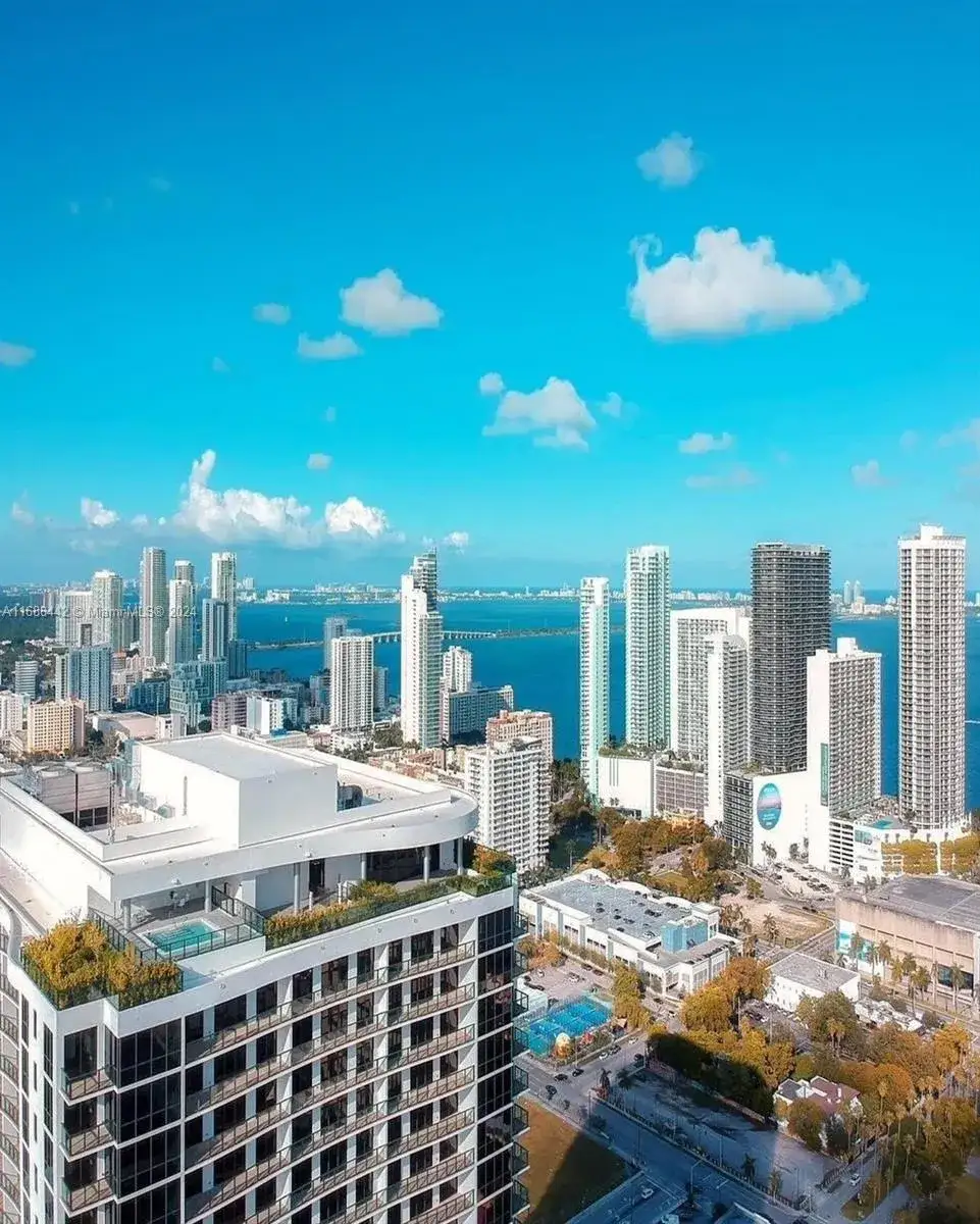 1 bedroom 1 bath Residential Lease for rent at 1600 NE 1st Ave # 2019, Miami FL 33132