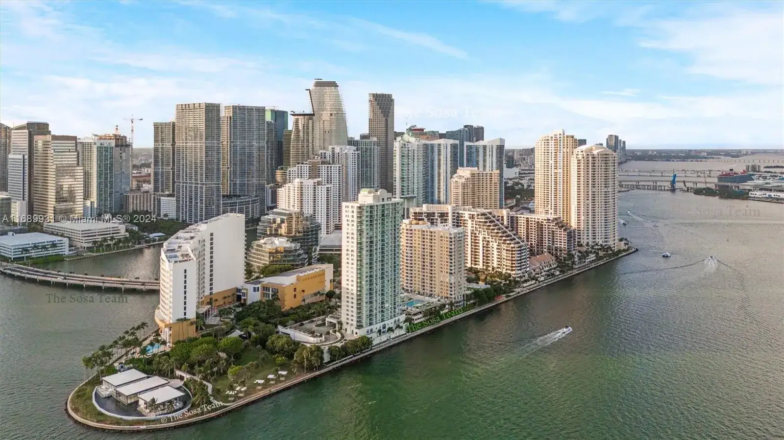 2 bedroom 2 bath Residential Lease for rent at 540 Brickell Key Dr # 215, Miami FL 33131