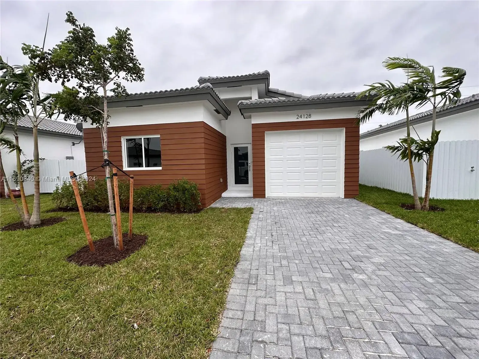 4 bedroom 2 bath Residential for sale at 24128 SW 116th Ct, Homestead FL 33032