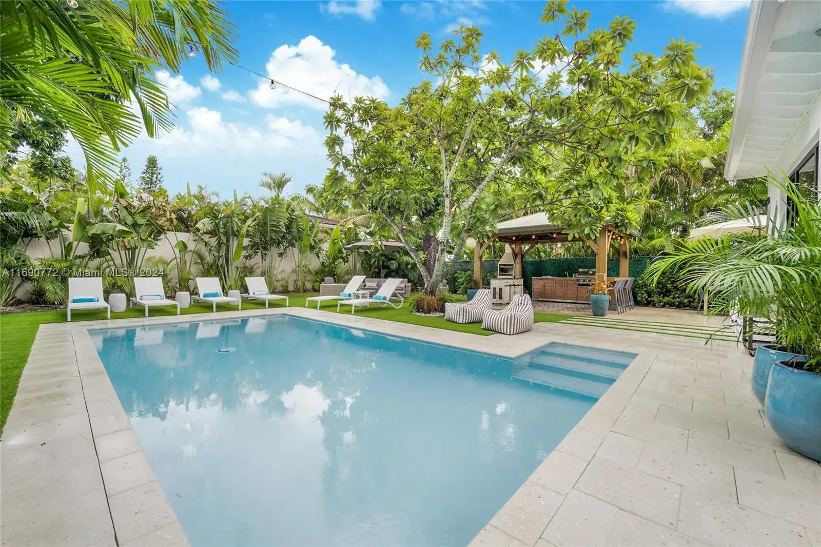 3 bedroom 3 bath Residential for sale at 320 SW 24th Rd, Miami FL 33129