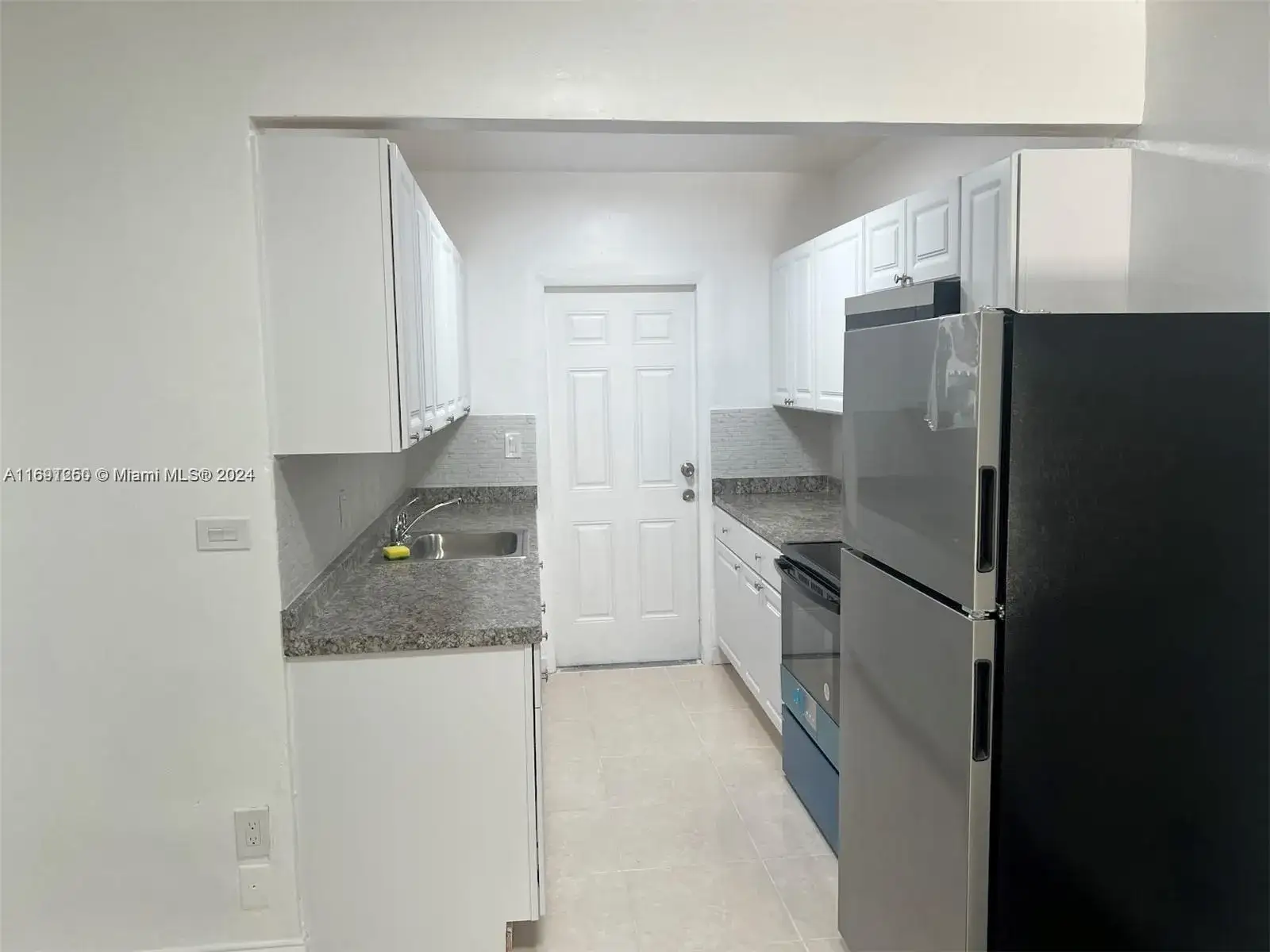 2 bedroom 2 bath Residential for sale at 2072 NE 169th St # 5, North Miami Beach FL 33162