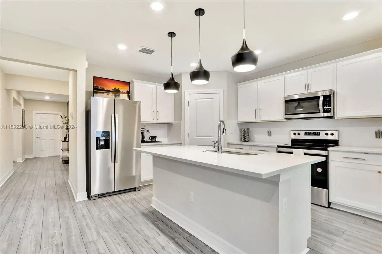 3 bedroom 2 bath Residential for sale at 3021 Hibiscus Ave, Lauderdale Lakes FL 33311