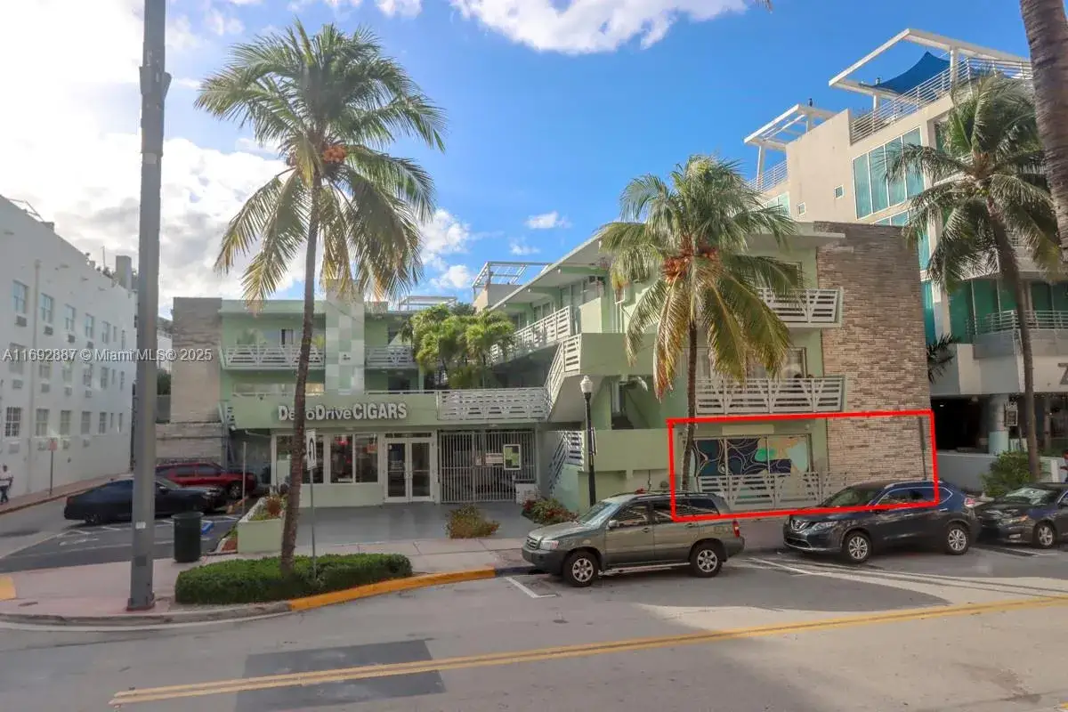 Commercial Sale for sale at 1446 Ocean Dr # 2, Miami Beach FL 33139