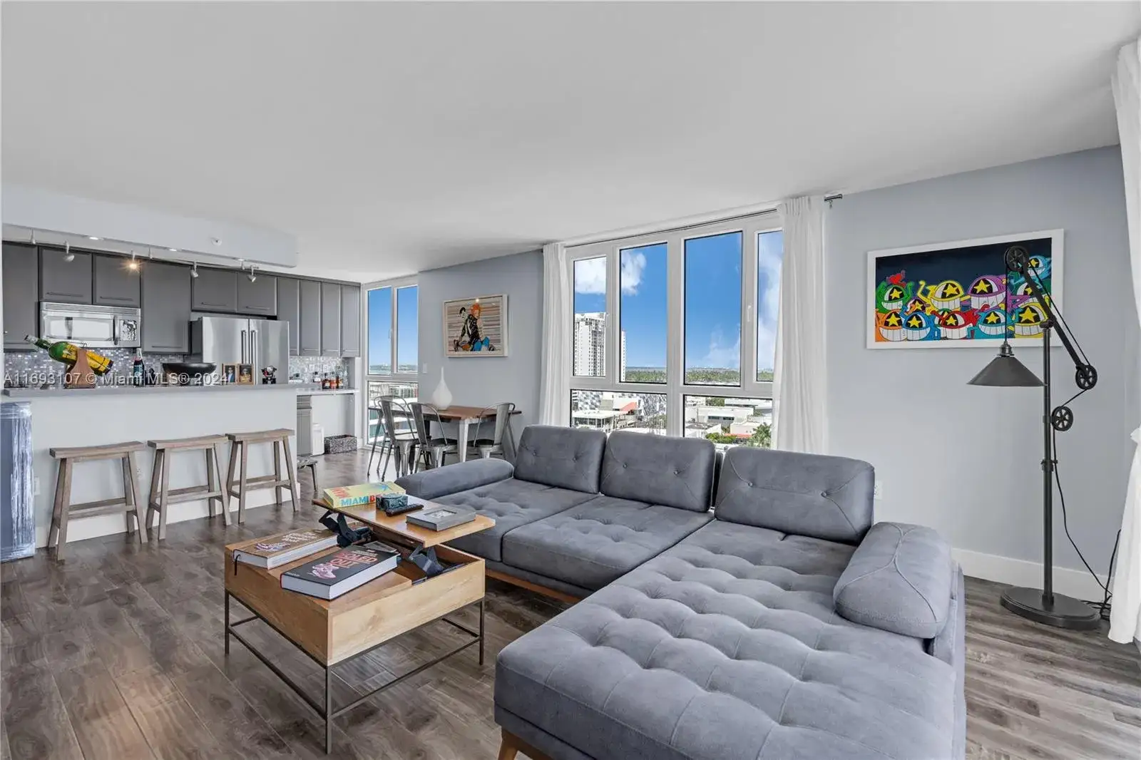 2 bedroom 2 bath Residential Lease for rent at 1688 West Ave # 1209, Miami Beach FL 33139