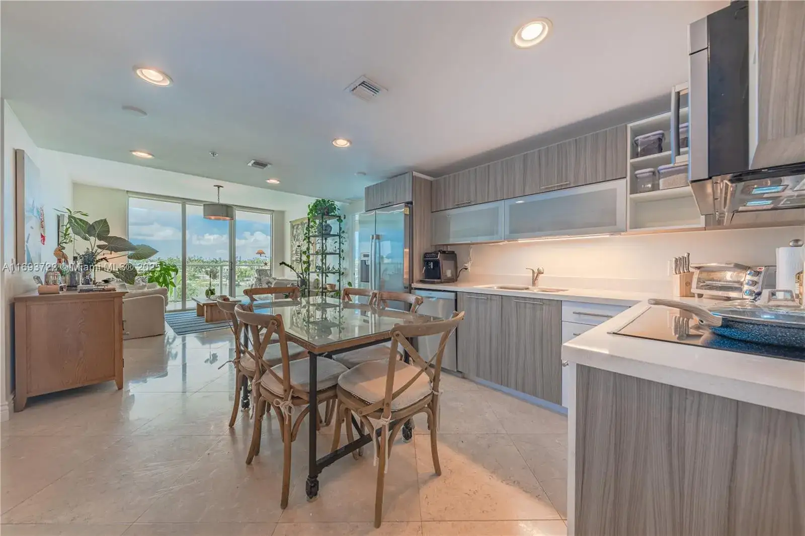 2 bedroom 2 bath Residential Lease for rent at 6700 Indian Creek Dr # 506, Miami Beach FL 33141