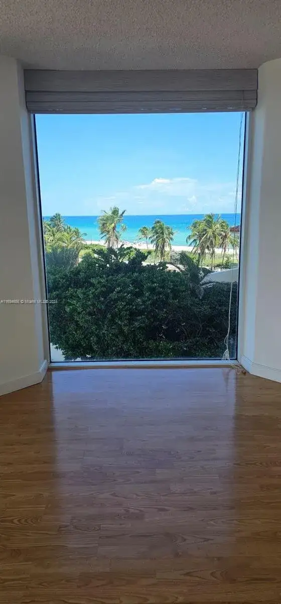 2 bedroom 2 bath Residential for sale at 7330 Ocean Ter # D, Miami Beach FL 33141