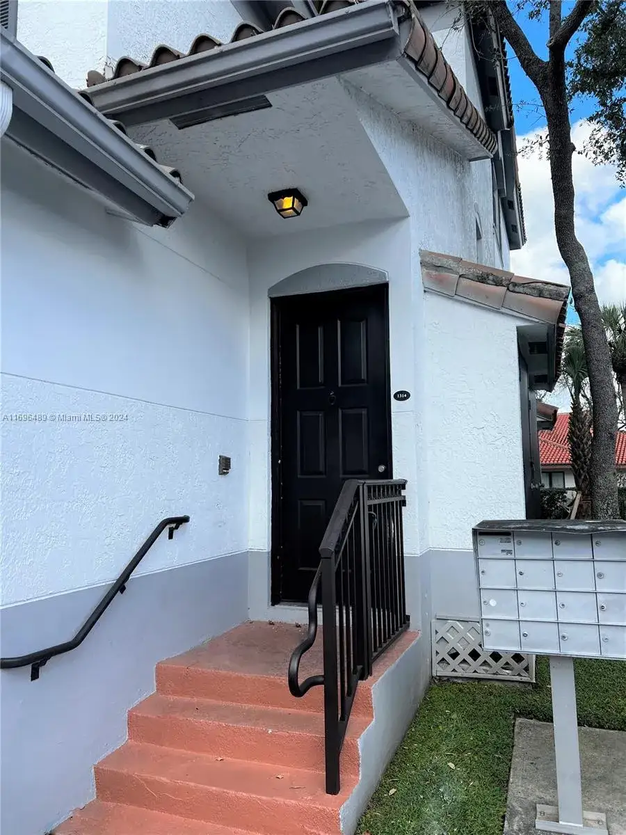 3 bedroom 3 bath Residential Lease for rent at 771 SW 148th Ave # 1314, Sunrise FL 33325