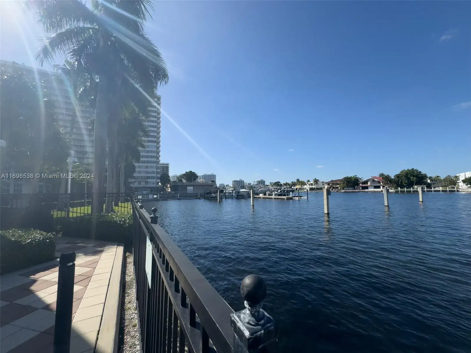 2 bedroom 2 bath Residential for sale at 1945 S Ocean Dr # M5, Hallandale Beach FL 33009