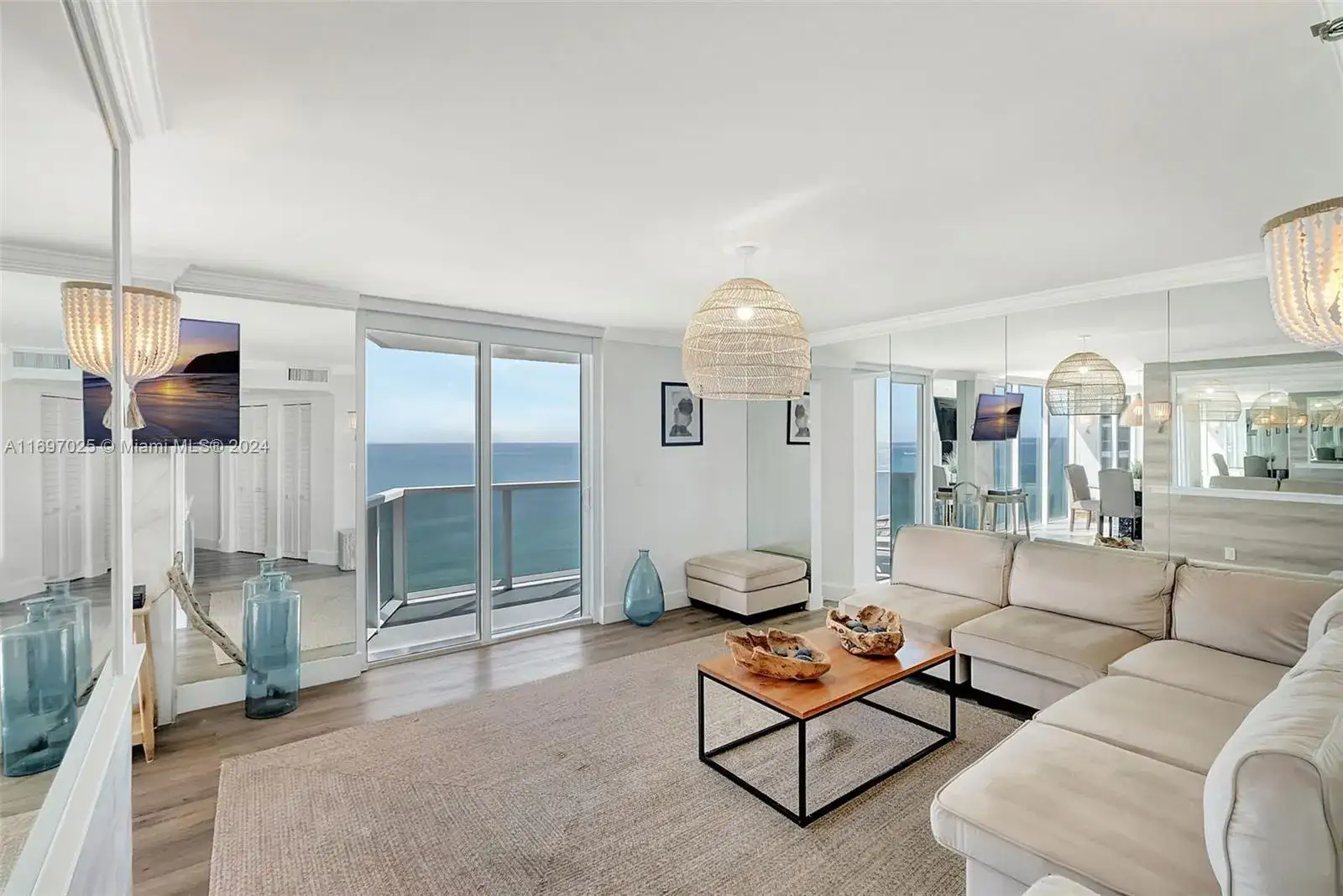 2 bedroom 2 bath Residential Lease for rent at 2401 Collins Ave # 1902, Miami Beach FL 33140