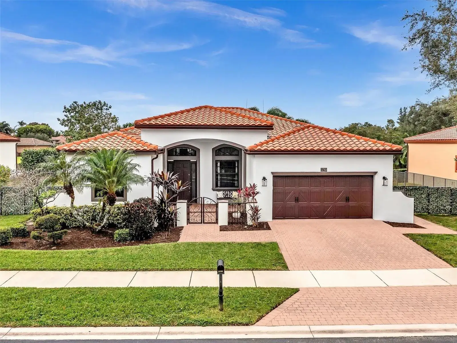 5 bedroom 4 bath Residential for sale at 3750 NW 88th Ter, Cooper City FL 33024