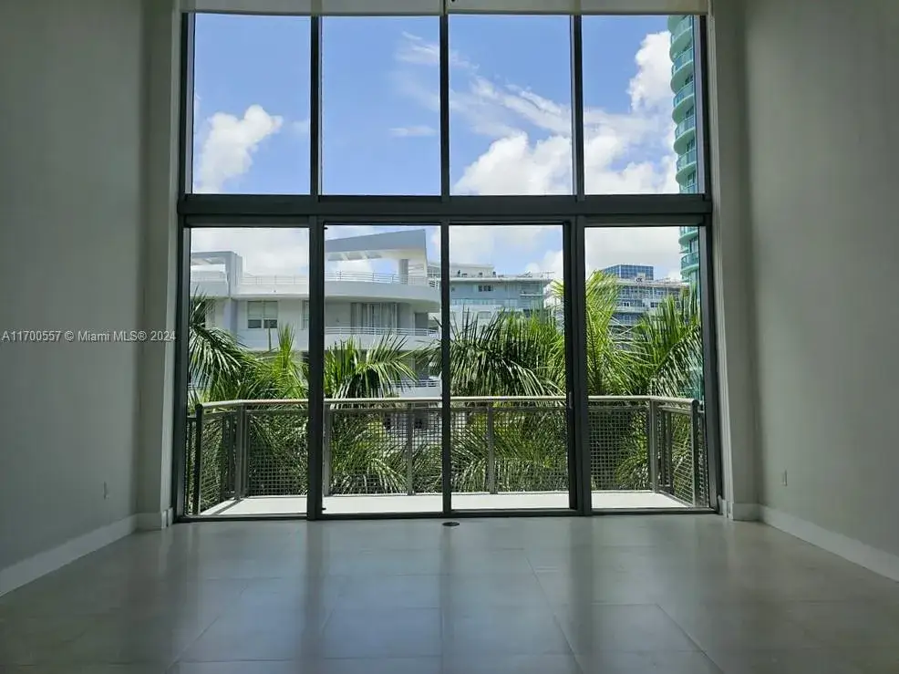 1 bedroom 1 bath Residential for sale at 6000 Collins Ave # 528, Miami Beach FL 33140