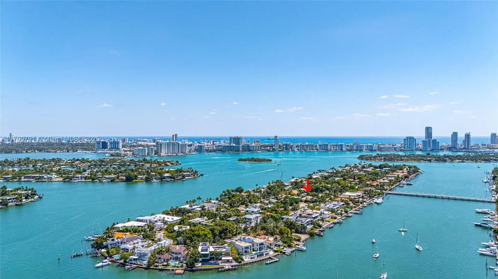 4 bedroom 4 bath Residential Lease for rent at 116 W 1st Ct, Miami Beach FL 33139