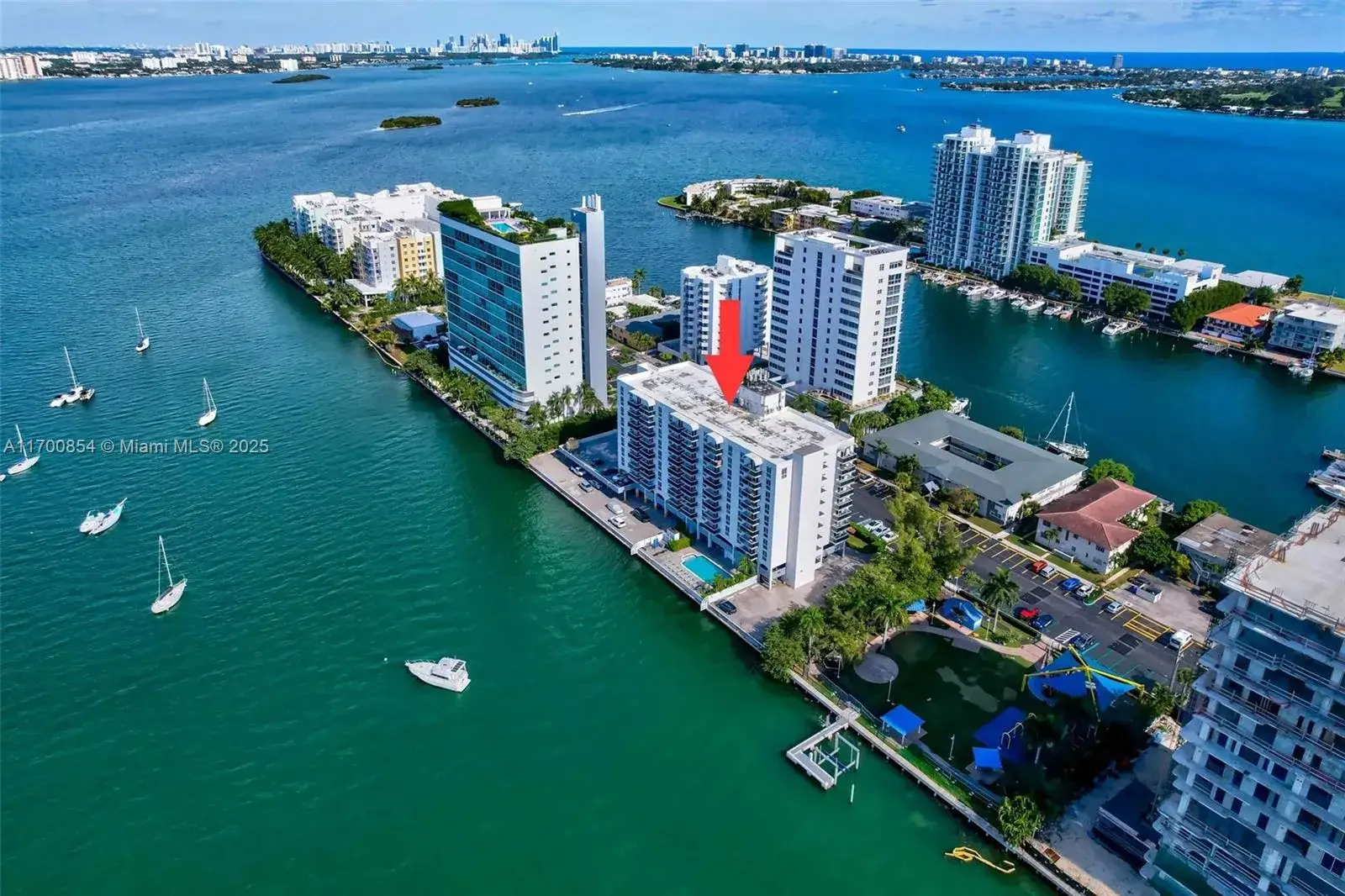 1 bedroom 1 bath Residential for sale at 7928 West Dr # 802, North Bay Village FL 33141