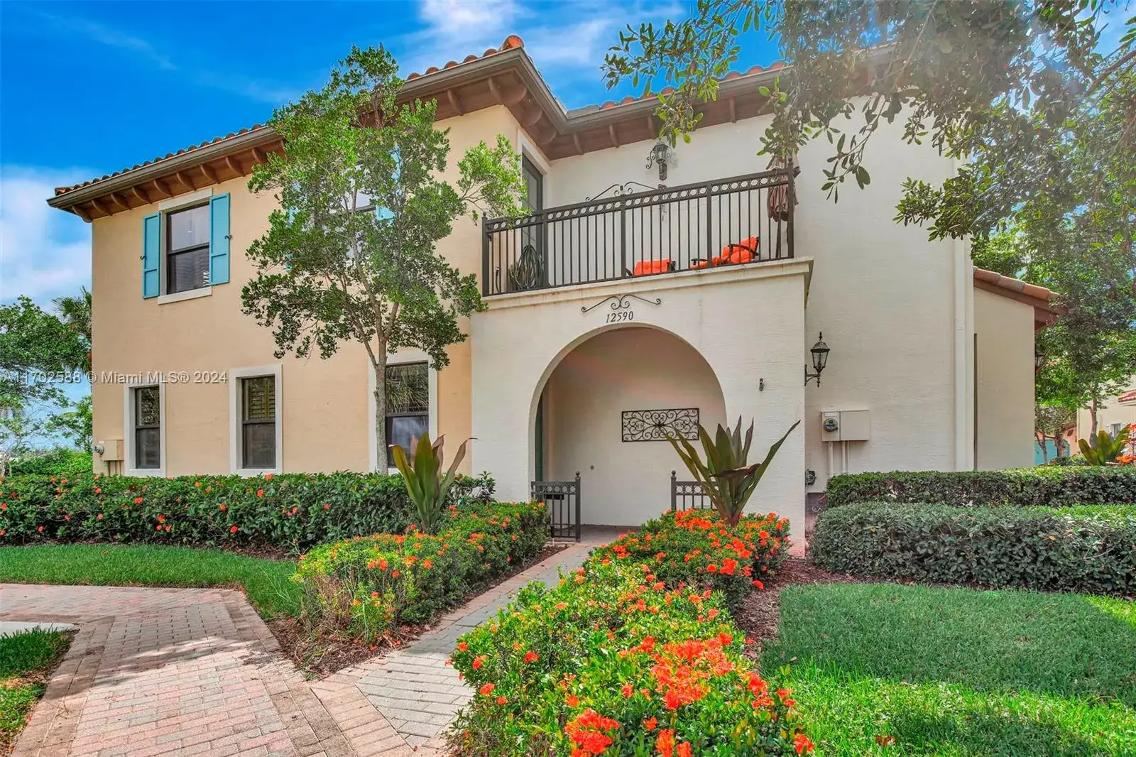 2 bedroom 2 bath Residential for sale at 12590 NW 33rd Pl, Sunrise FL 33323