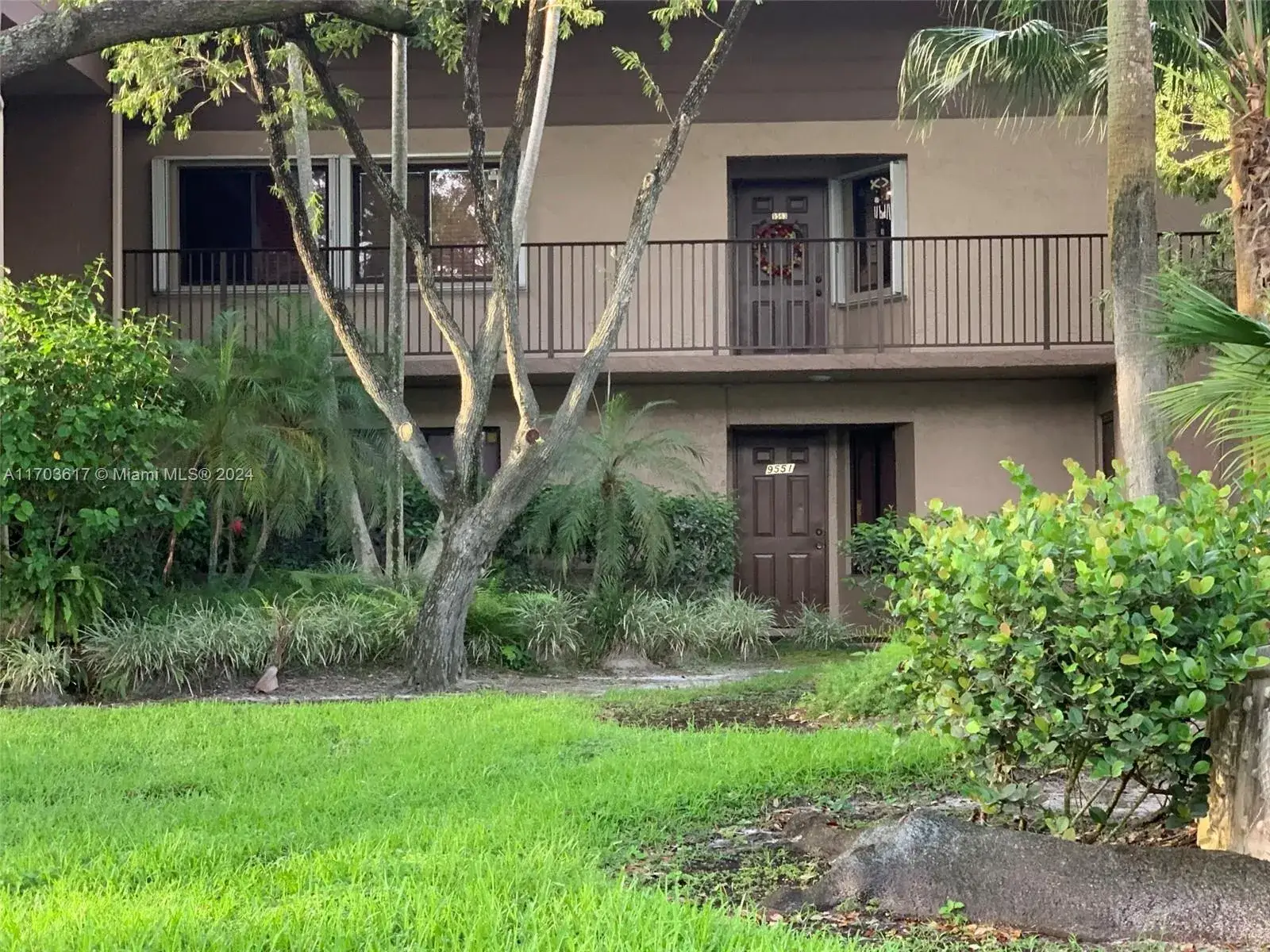 2 bedroom 2 bath Residential for sale at 9549 NW 2nd Pl # C, Coral Springs FL 33071