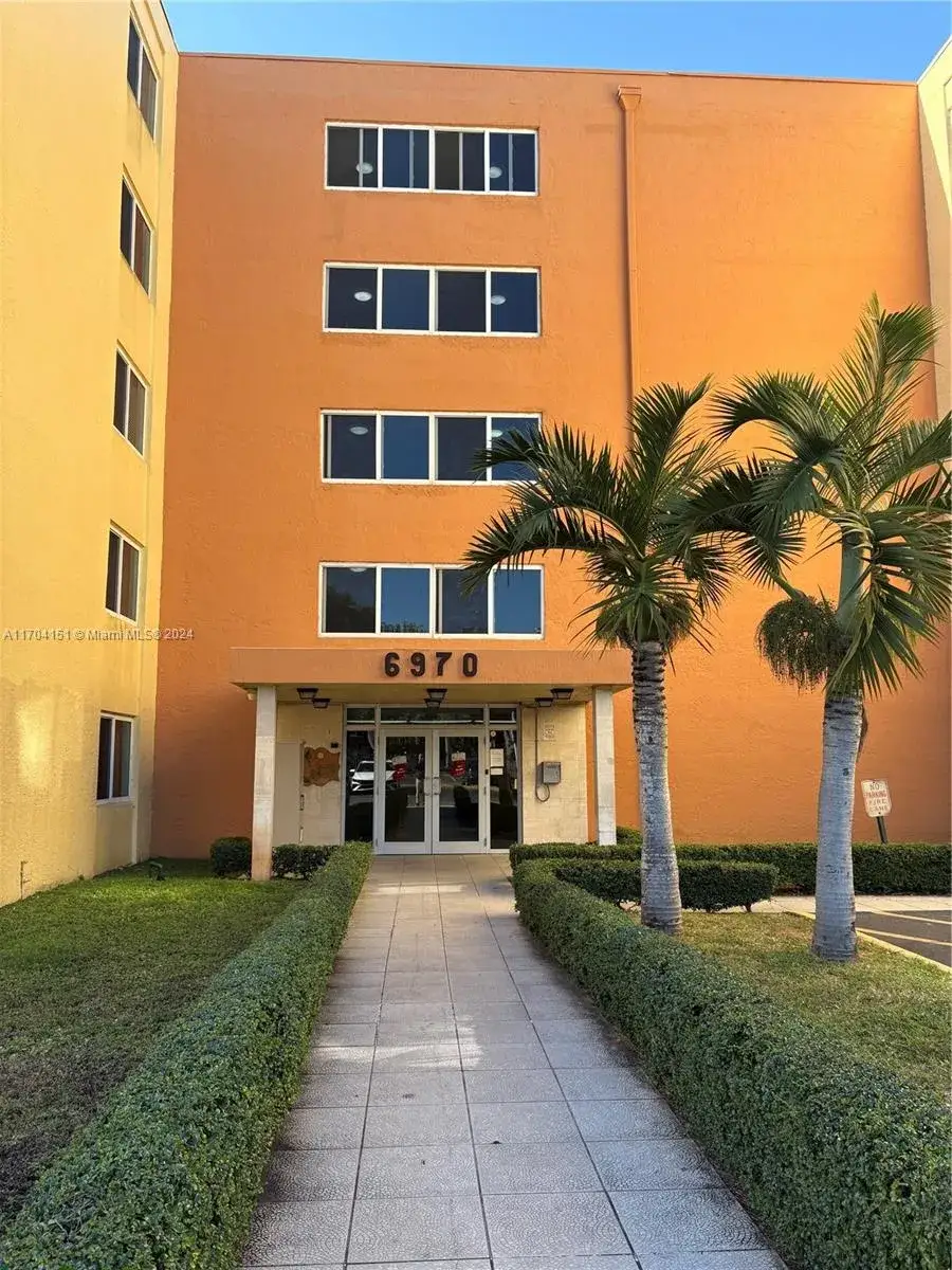 1 bedroom 1 bath Residential Lease for rent at 6970 NW 186th St # 103, Hialeah FL 33015