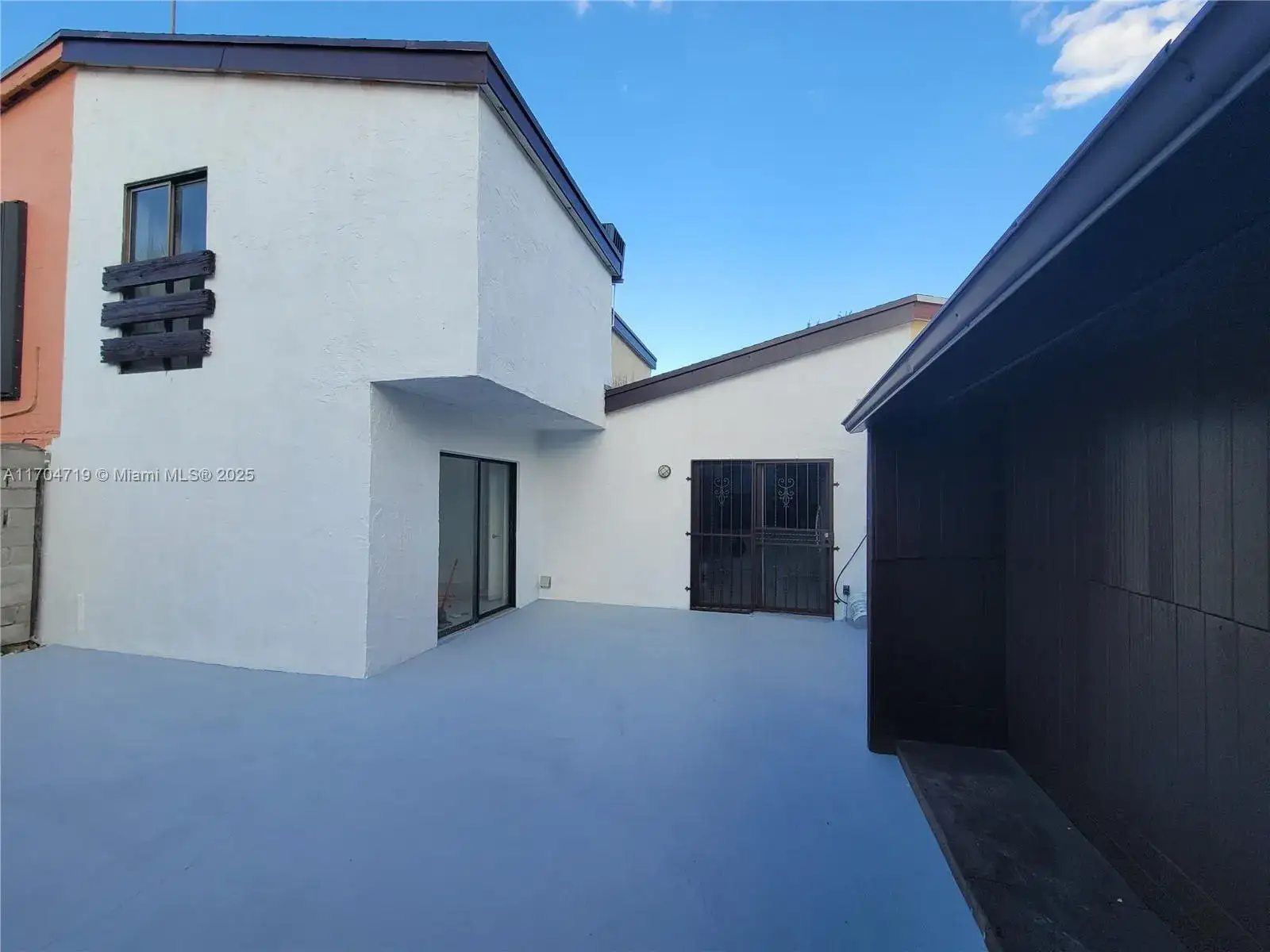 4 bedroom 2 bath Residential for sale at 4480 NW 185th St, Miami Gardens FL 33055