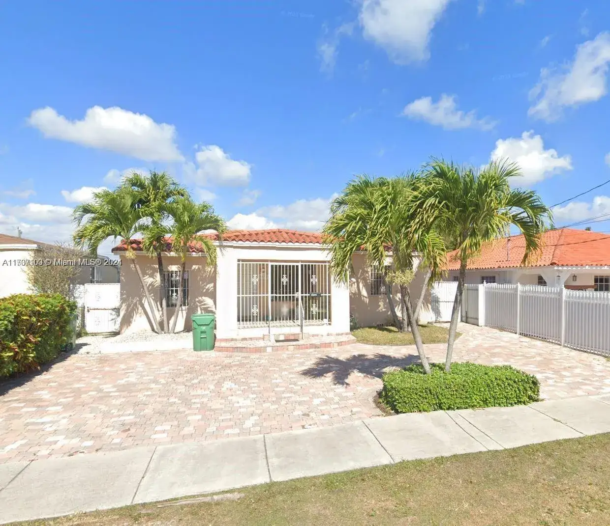 2 bedroom 1 bath Residential for sale at 3331 NW 18th St, Miami FL 33125