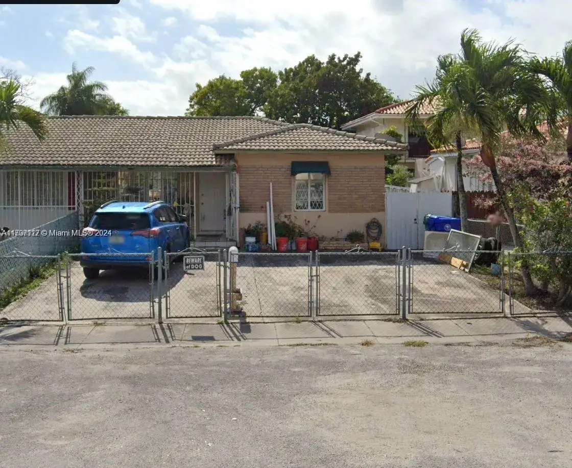 2 bedroom 1 bath Residential for sale at 3154 SW 23rd St, Miami FL 33145