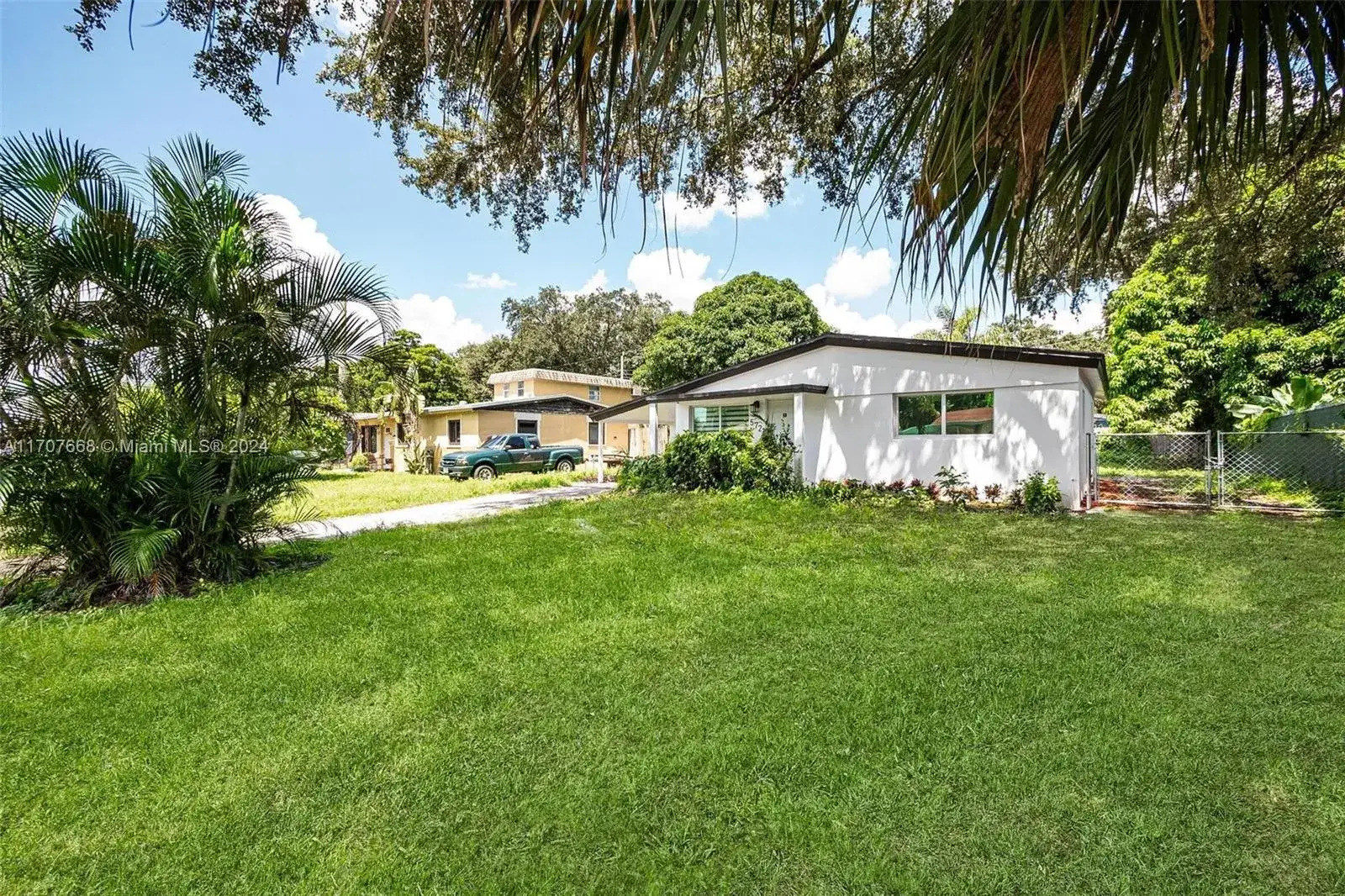 3 bedroom 1 bath Residential for sale at 5721 Atlanta St, Hollywood FL 33021