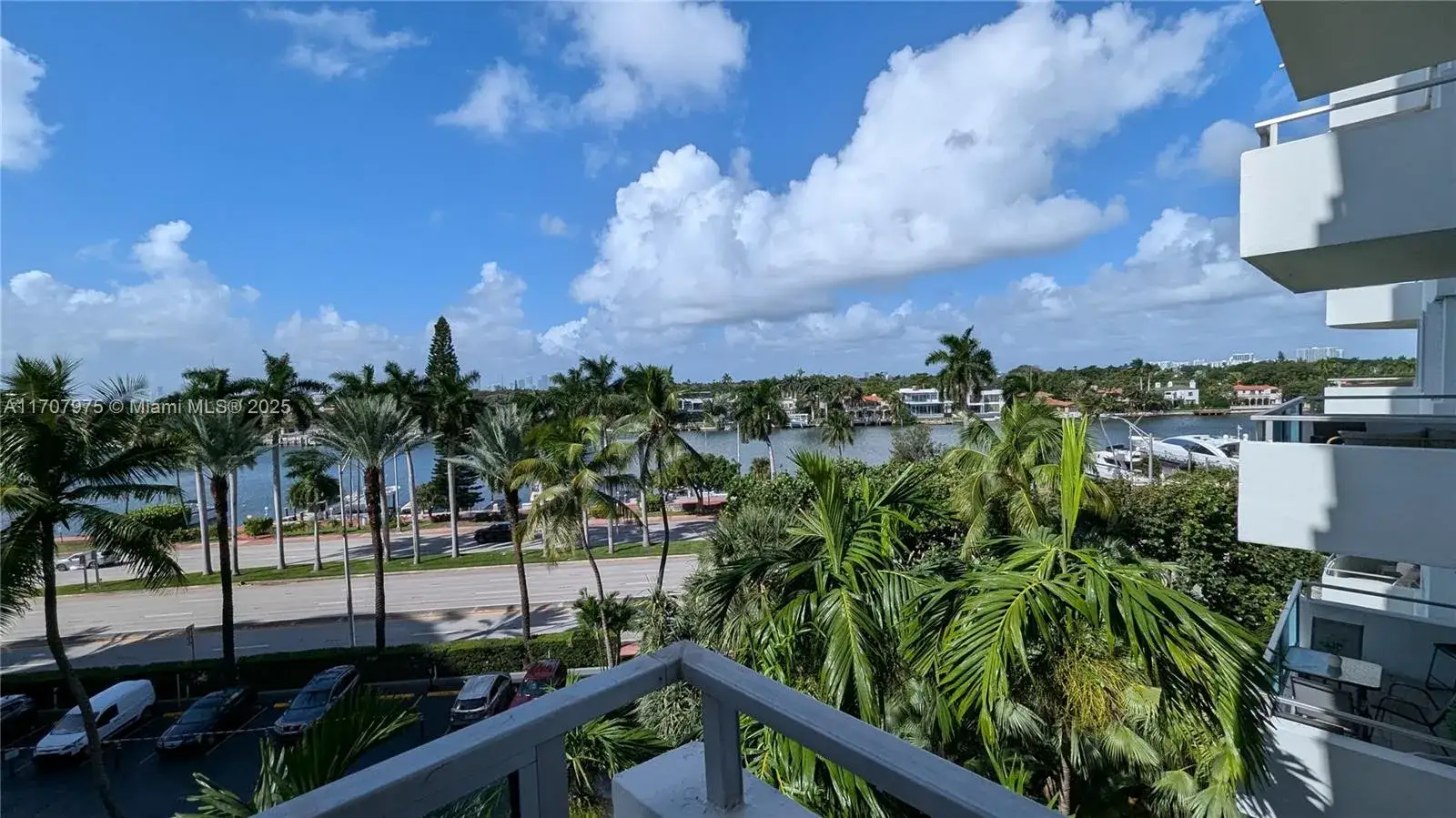 2 bedroom 2 bath Residential Lease for rent at 5161 Collins Ave # 607, Miami Beach FL 33140