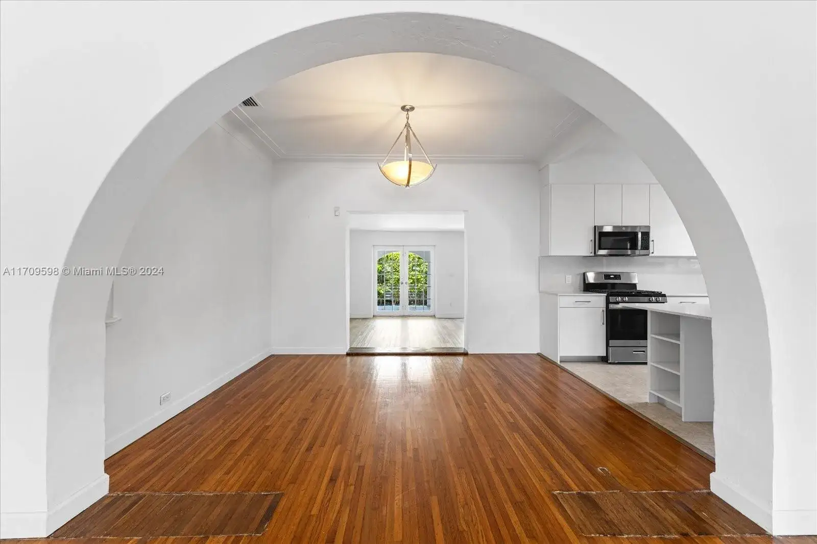 3 bedroom 2 bath Residential for sale at 9056 Emerson Ave, Surfside FL 33154