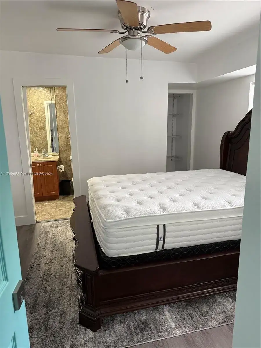 1 bedroom 1 bath Residential Lease for rent at 2400 Acapulco Dr, Miramar FL 33023