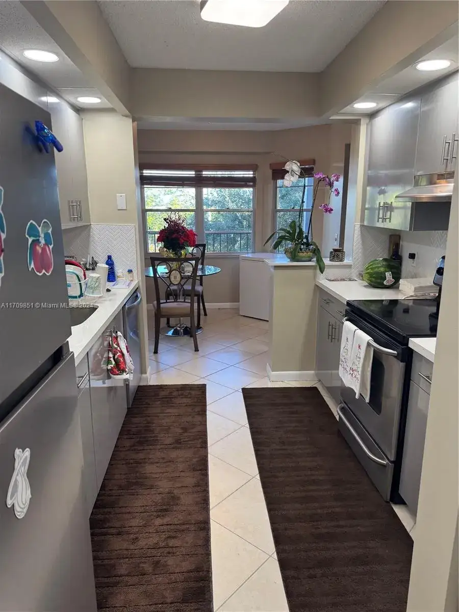 2 bedroom 2 bath Residential for sale at 12650 SW 6th St # 411K, Pembroke Pines FL 33027