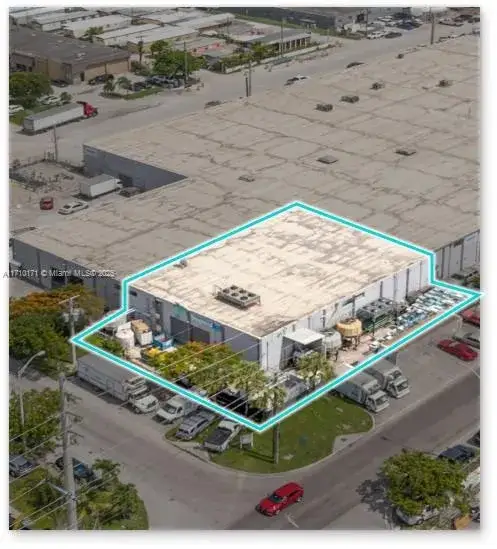 Commercial Sale for sale at 4201 NW 37th Ct # 3728, Hialeah FL 33142
