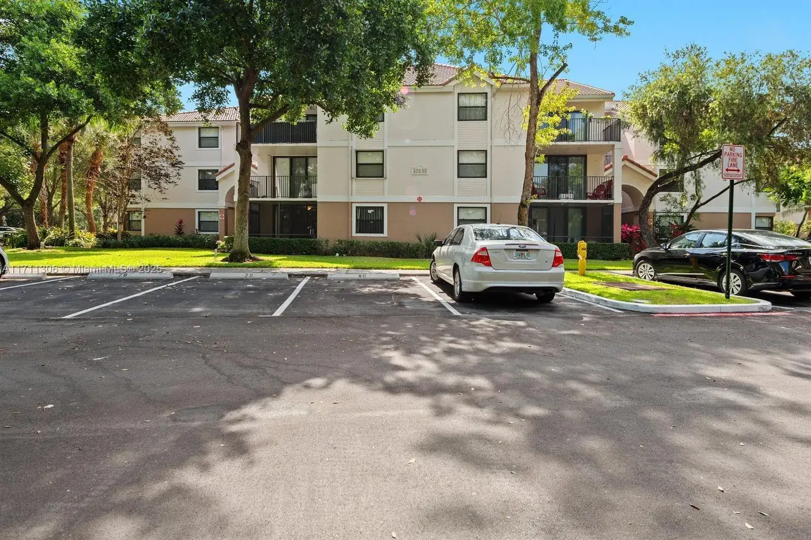 1 bedroom 1 bath Residential for sale at 10135 W Sunrise Blvd # 103, Plantation FL 33322