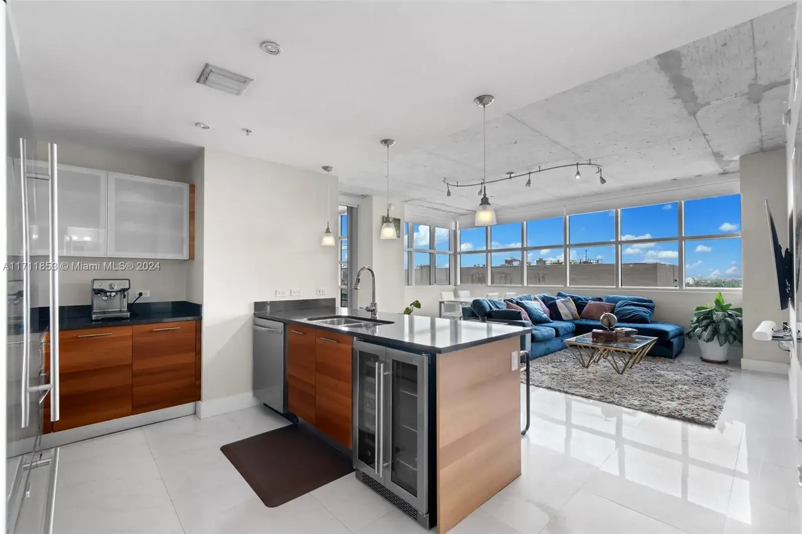 2 bedroom 2 bath Residential for sale at 3301 NE 1st Ave # H1201, Miami FL 33137