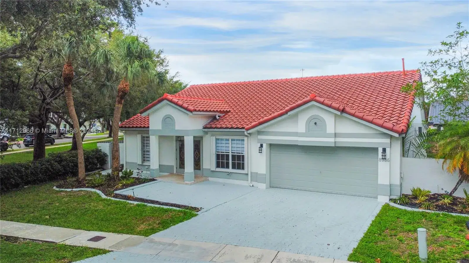 3 bedroom 2 bath Residential for sale at 8986 NW 188th Ter, Hialeah FL 33018