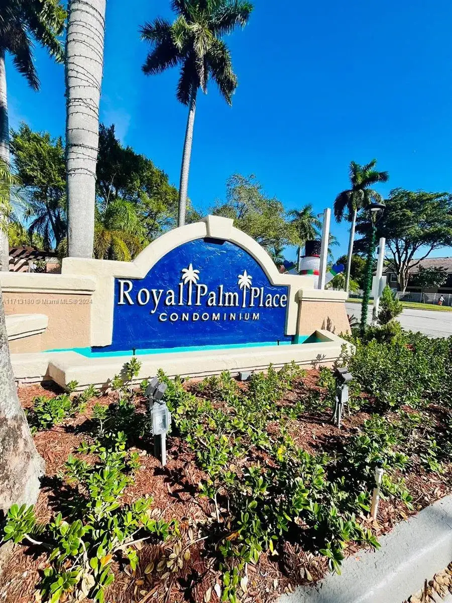 2 bedroom 2 bath Residential Lease for rent at 10451 SW 157th Pl # 303, Miami FL 33196