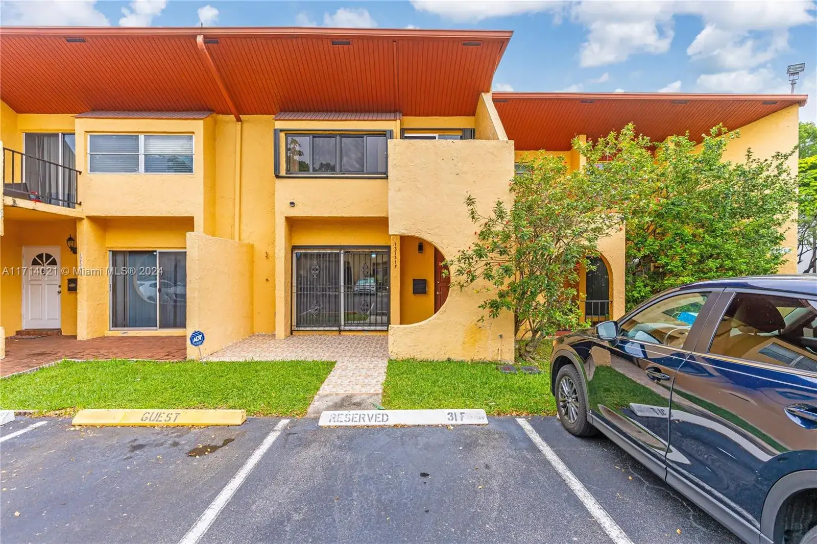 2 bedroom 2 bath Residential for sale at 13731 SW 84th St # F, Miami FL 33183