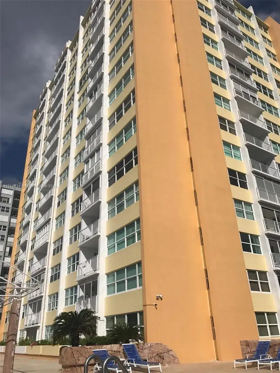2 bedroom 2 bath Residential for sale at 1410 S Ocean Dr # 804, Hollywood FL 33019