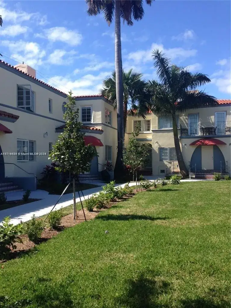 2 bedroom 2 bath Residential for sale at 1450 Meridian Ave # 205, Miami Beach FL 33139