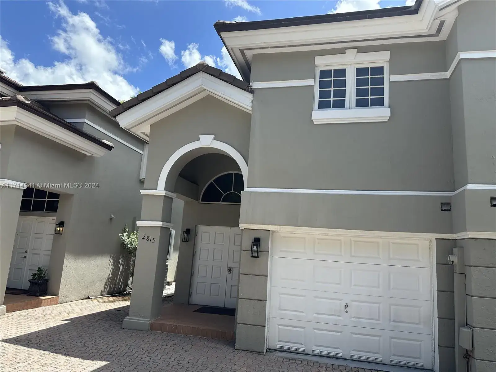 3 bedroom 2 bath Residential Lease for rent at 2815 Day Ave # 2815, Miami FL 33133