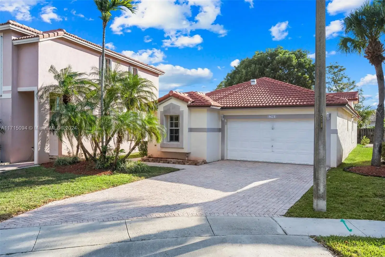 3 bedroom 2 bath Residential for sale at 17084 NW 12th St, Pembroke Pines FL 33028