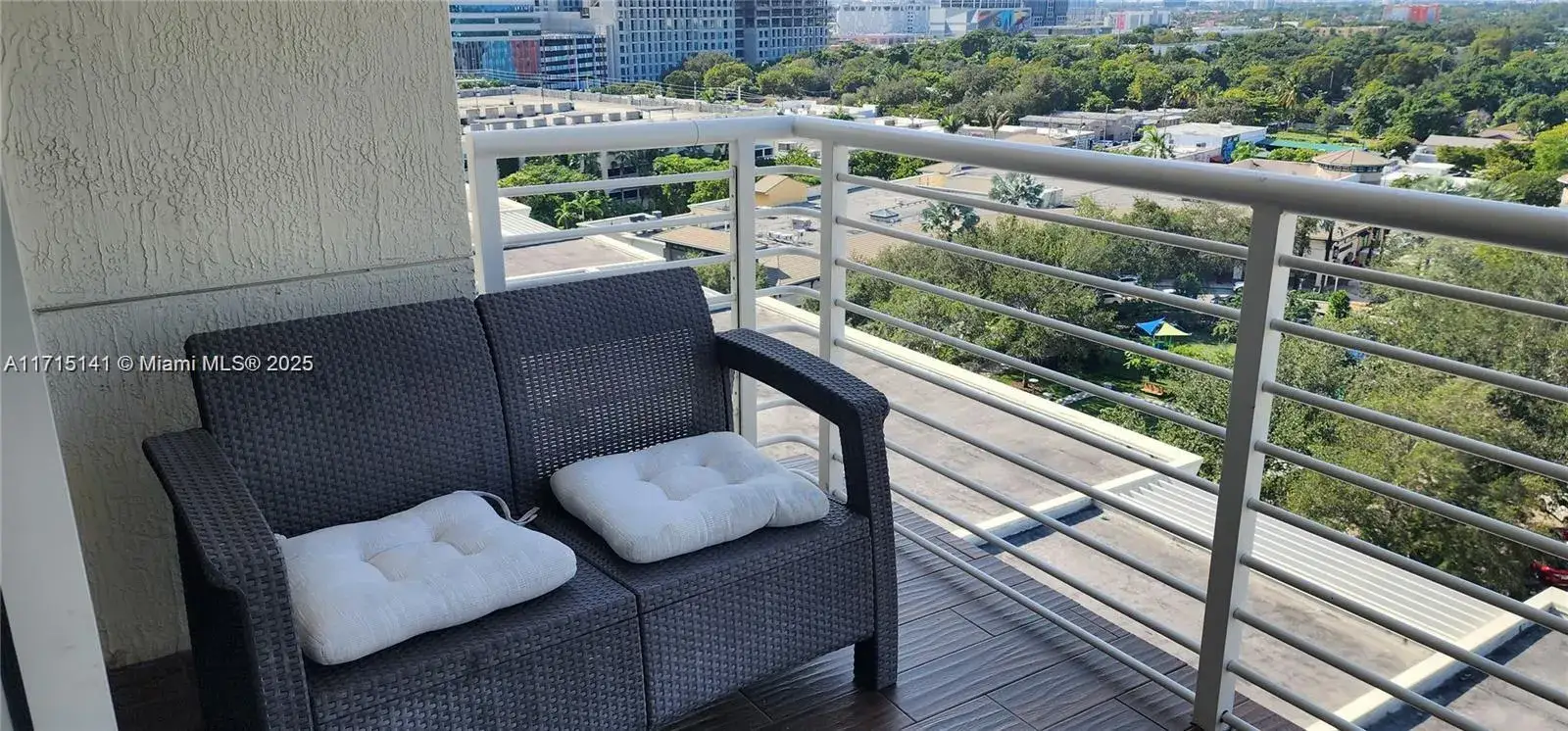 2 bedroom 2 bath Residential Lease for rent at 3250 NE 1st # 1006, Miami FL 33137