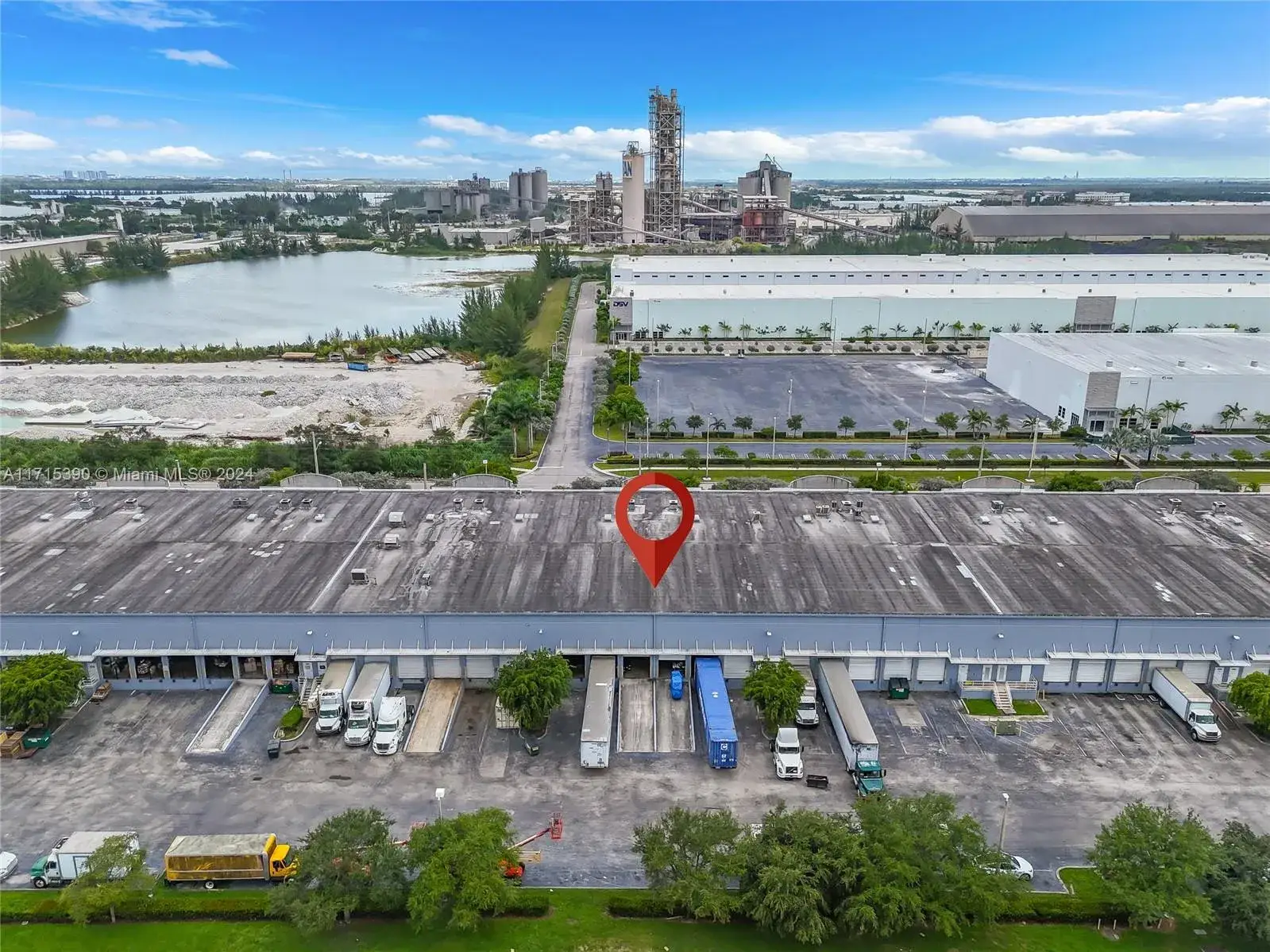 Commercial Sale for sale at 10903 NW 122nd St # 27, Medley FL 33178