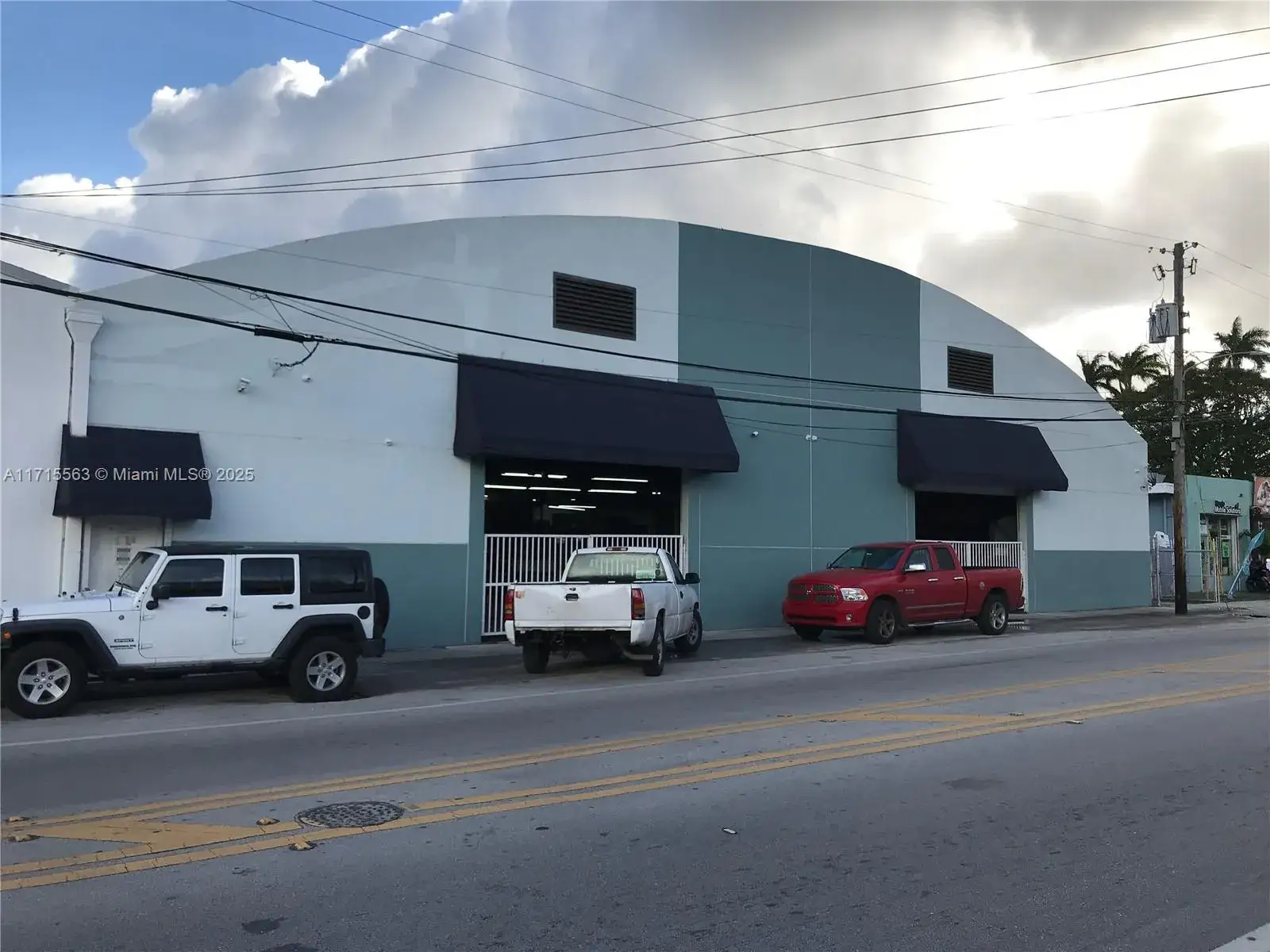 Commercial Sale for sale at 1628 NW 28th St, Miami FL 33142