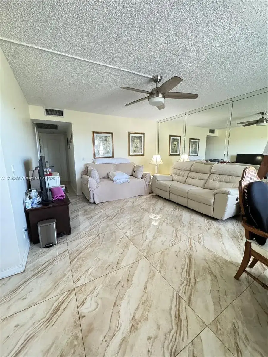 2 bedroom 1 bath Residential for sale at 13355 SW 9th Ct # 314H, Pembroke Pines FL 33027
