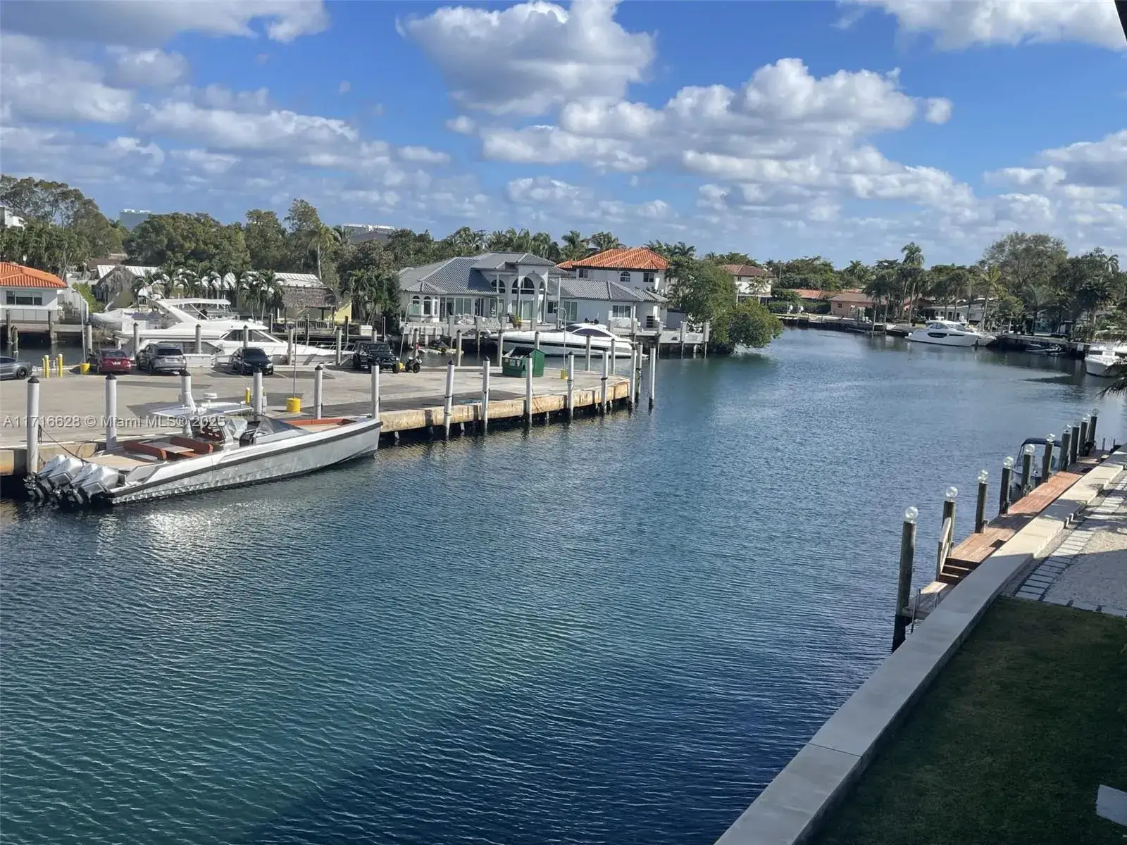 2 bedroom 1 bath Residential for sale at 13105 Ixora Ct # 301, North Miami FL 33181