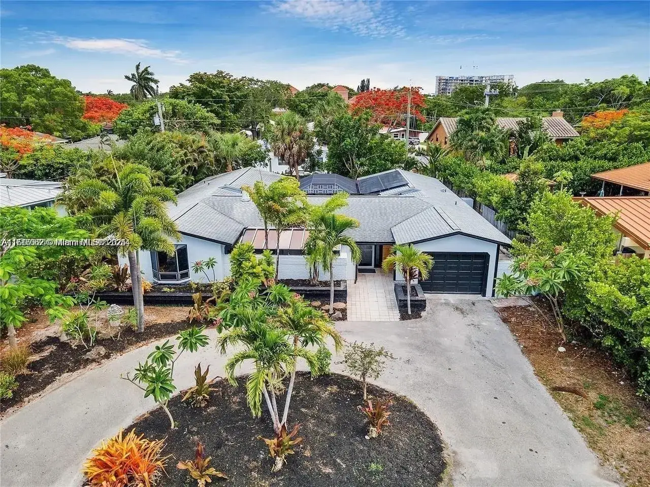 4 bedroom 2 bath Residential for sale at 450 NW 15th St, Boca Raton FL 33432