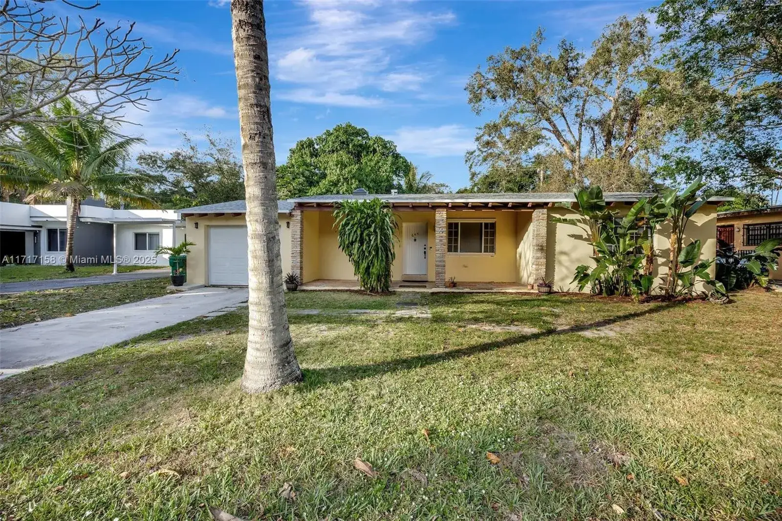 3 bedroom 2 bath Residential for sale at 645 NE 159th St, Miami FL 33162