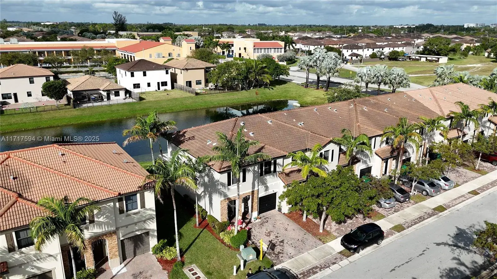 3 bedroom 2 bath Residential for sale at 23266 SW 113th Psge # 23266, Homestead FL 33032